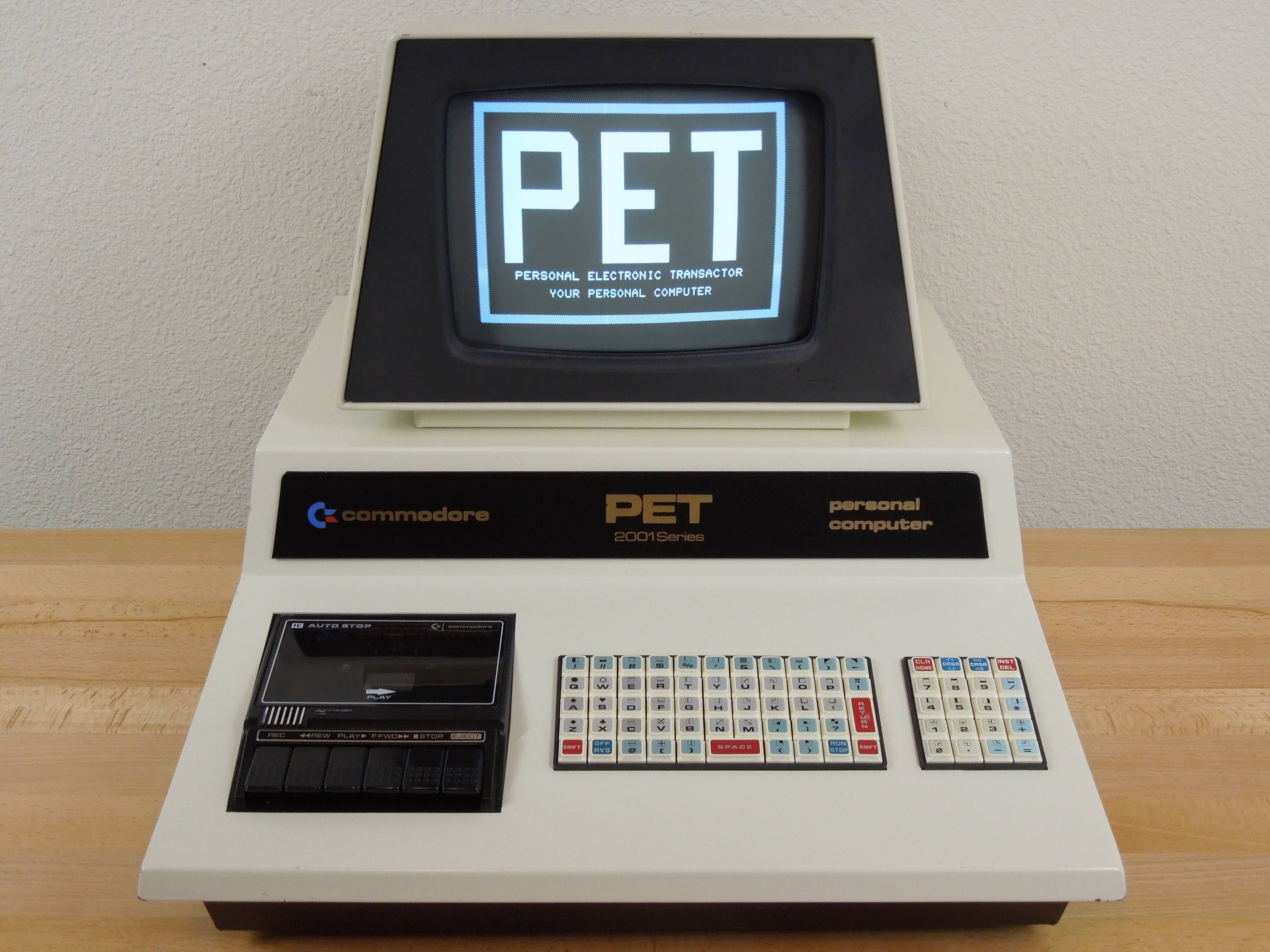 Commodore Pet 1977. Pet компьютер. Commodores 1977. Commodore Pet 2001-32-n.