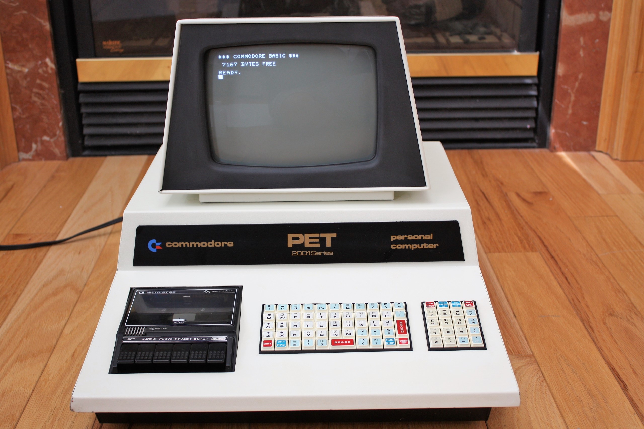 Компьютер pet. Commodore 900. Commodore Pet 600. Commodore Pet 200. Commodore Basic.
